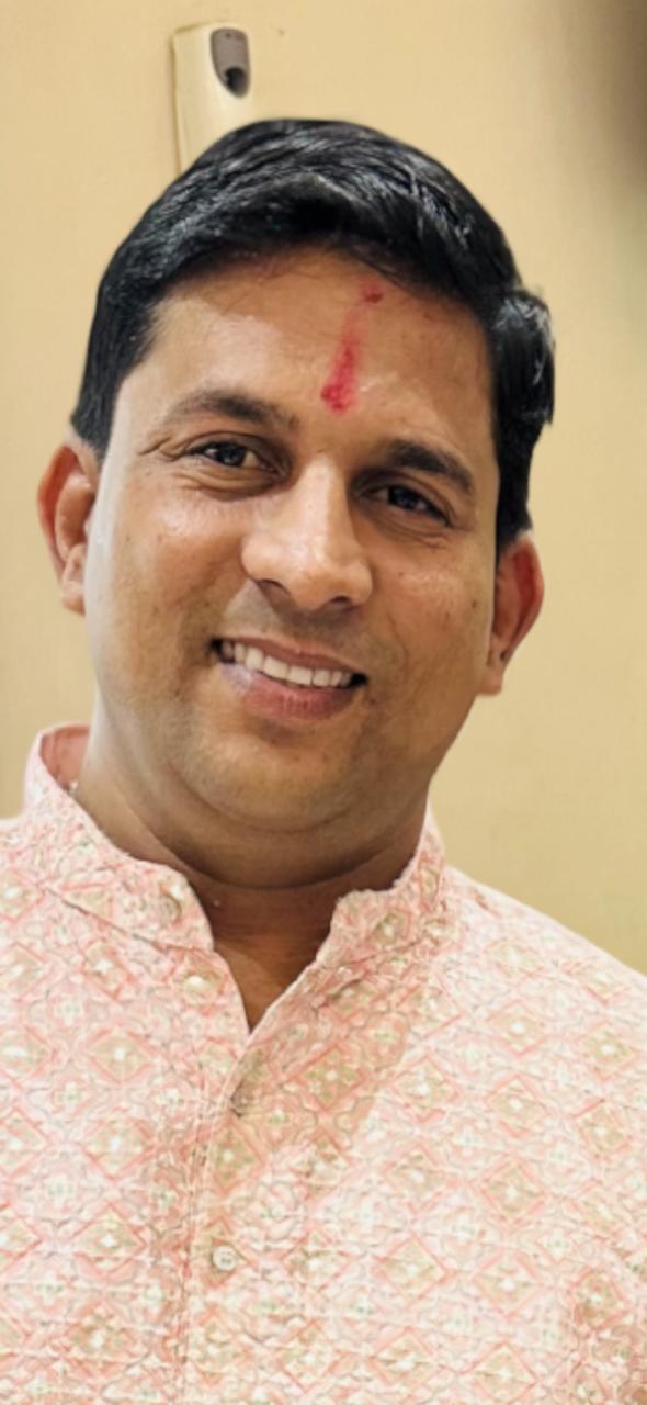 Shri Dinesh Teba