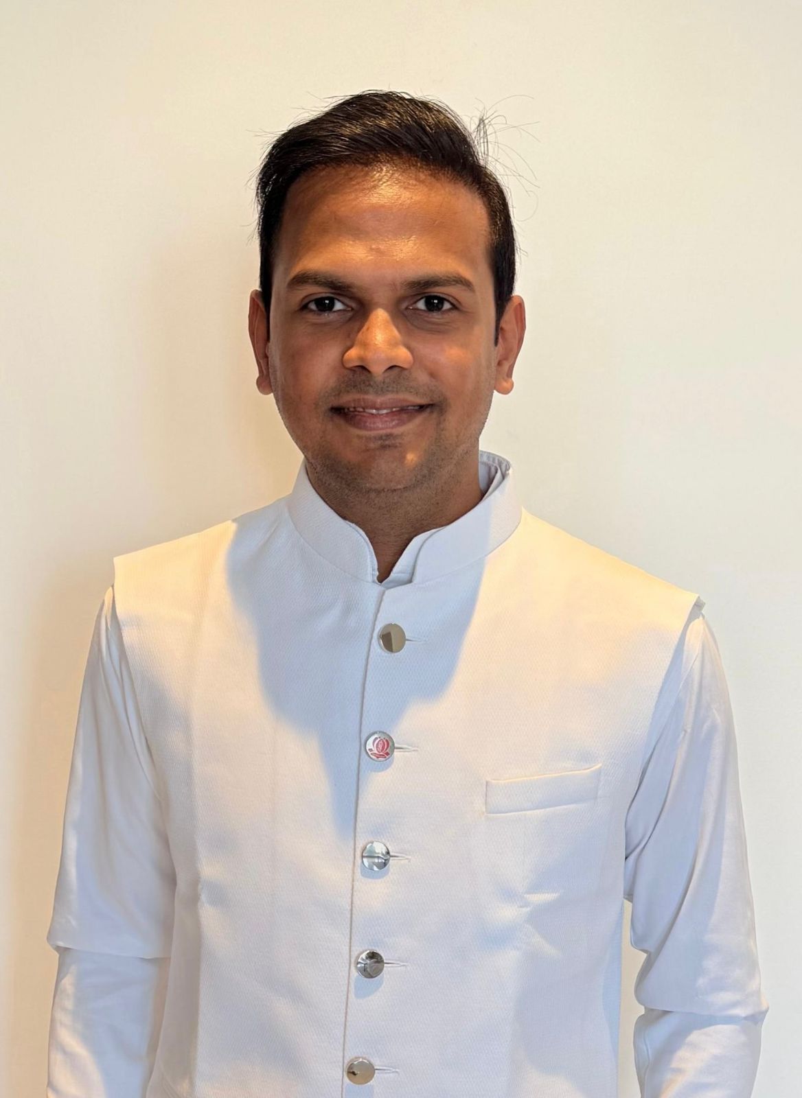 Shri Manish Daga